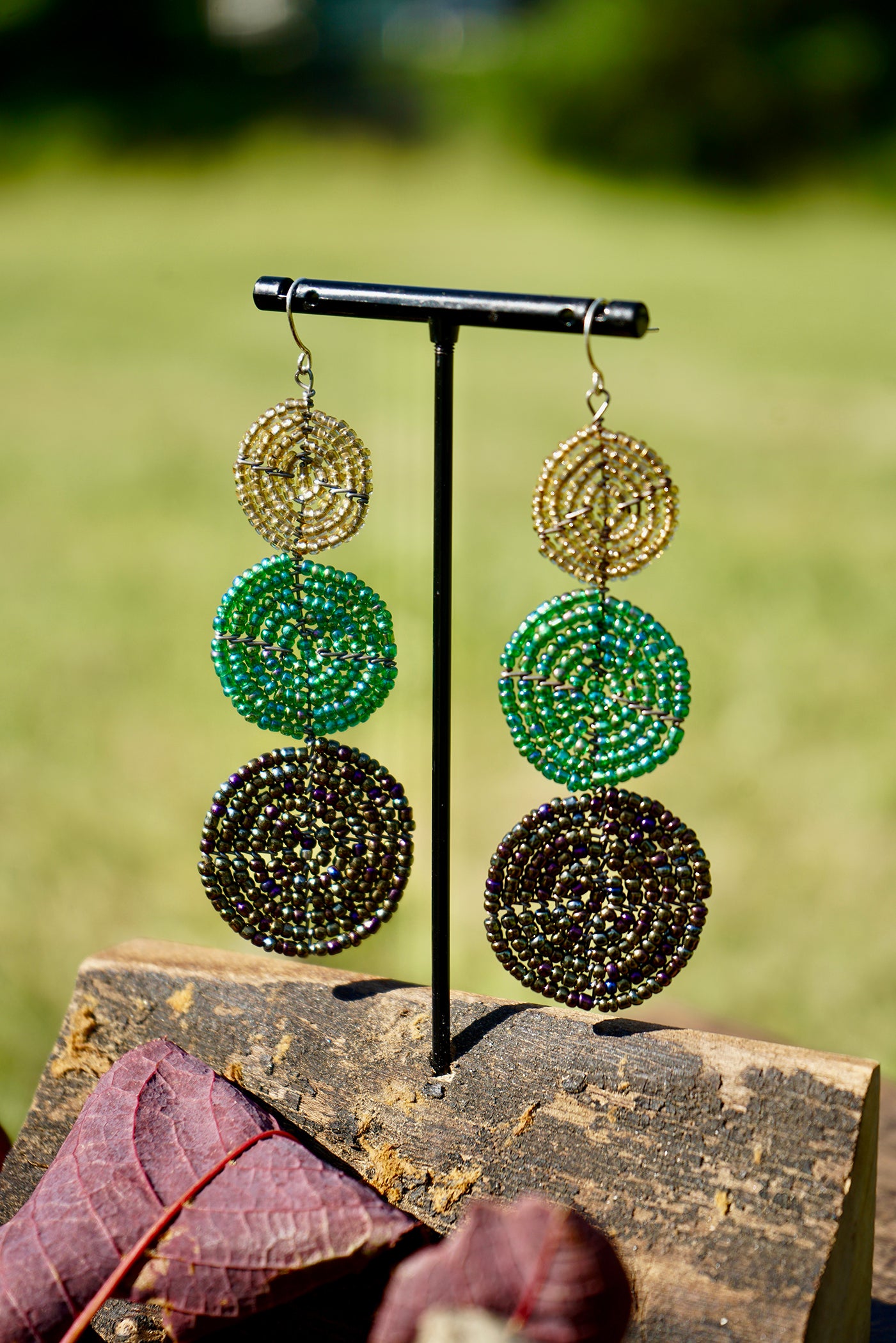 Generous (Aminini) 3 Circles Stacked  Brown/Green/Gold